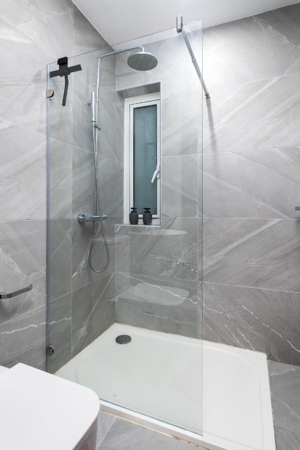 Modern 3Br Stylish Apartment With Large Balcony - Close To St Julians And St Georges Bay Is-Swieqi Zewnętrze zdjęcie