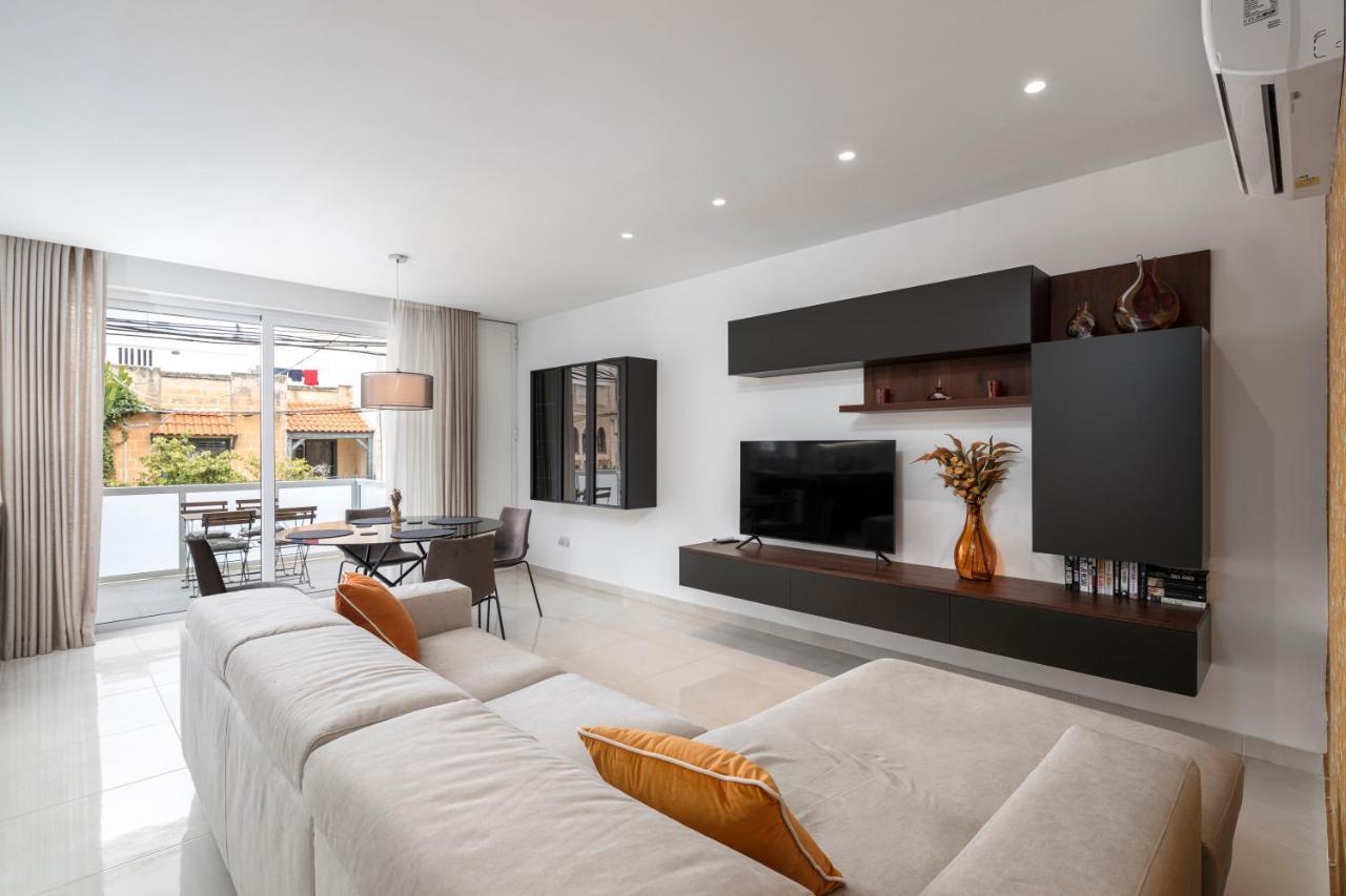 Modern 3Br Stylish Apartment With Large Balcony - Close To St Julians And St Georges Bay Is-Swieqi Zewnętrze zdjęcie