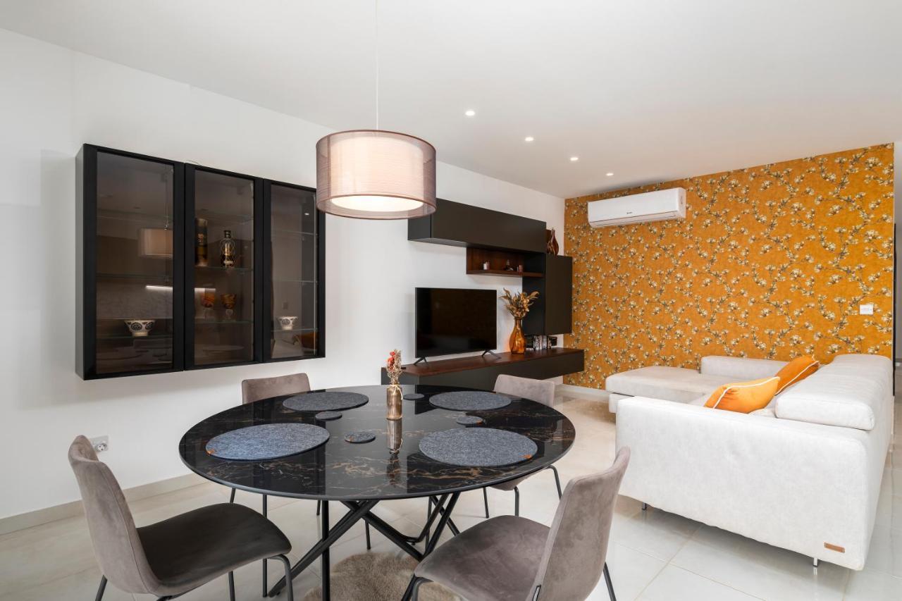 Modern 3Br Stylish Apartment With Large Balcony - Close To St Julians And St Georges Bay Is-Swieqi Zewnętrze zdjęcie