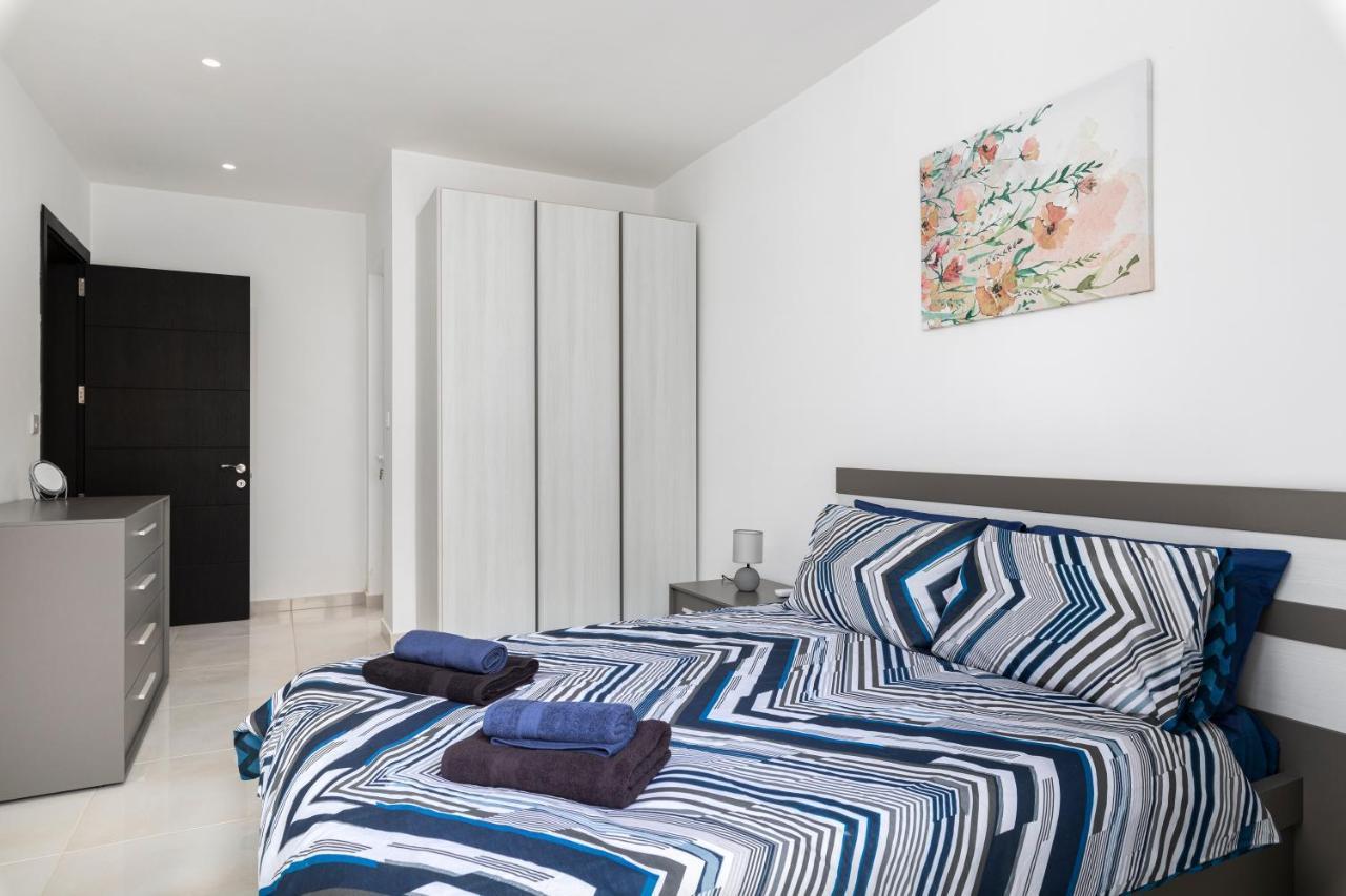 Modern 3Br Stylish Apartment With Large Balcony - Close To St Julians And St Georges Bay Is-Swieqi Zewnętrze zdjęcie