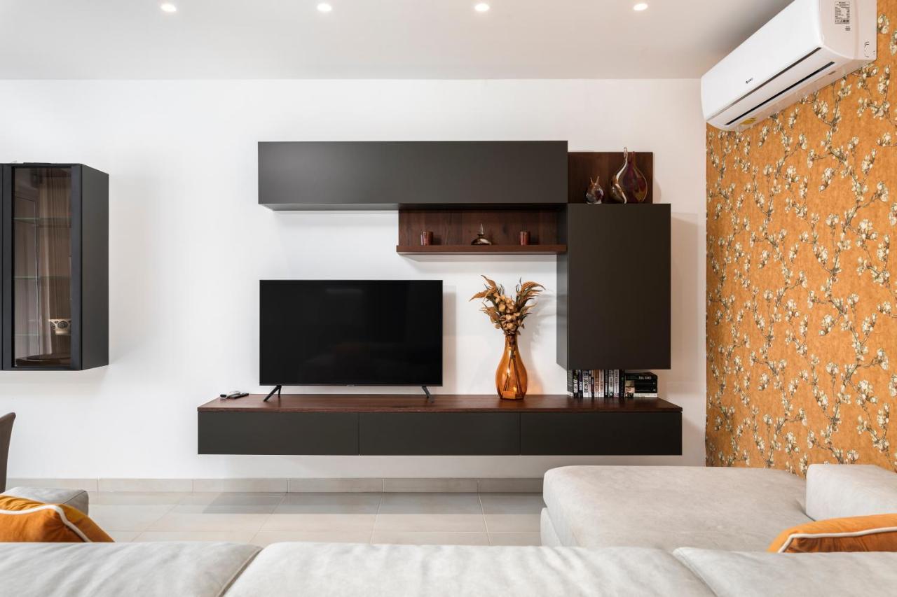 Modern 3Br Stylish Apartment With Large Balcony - Close To St Julians And St Georges Bay Is-Swieqi Zewnętrze zdjęcie